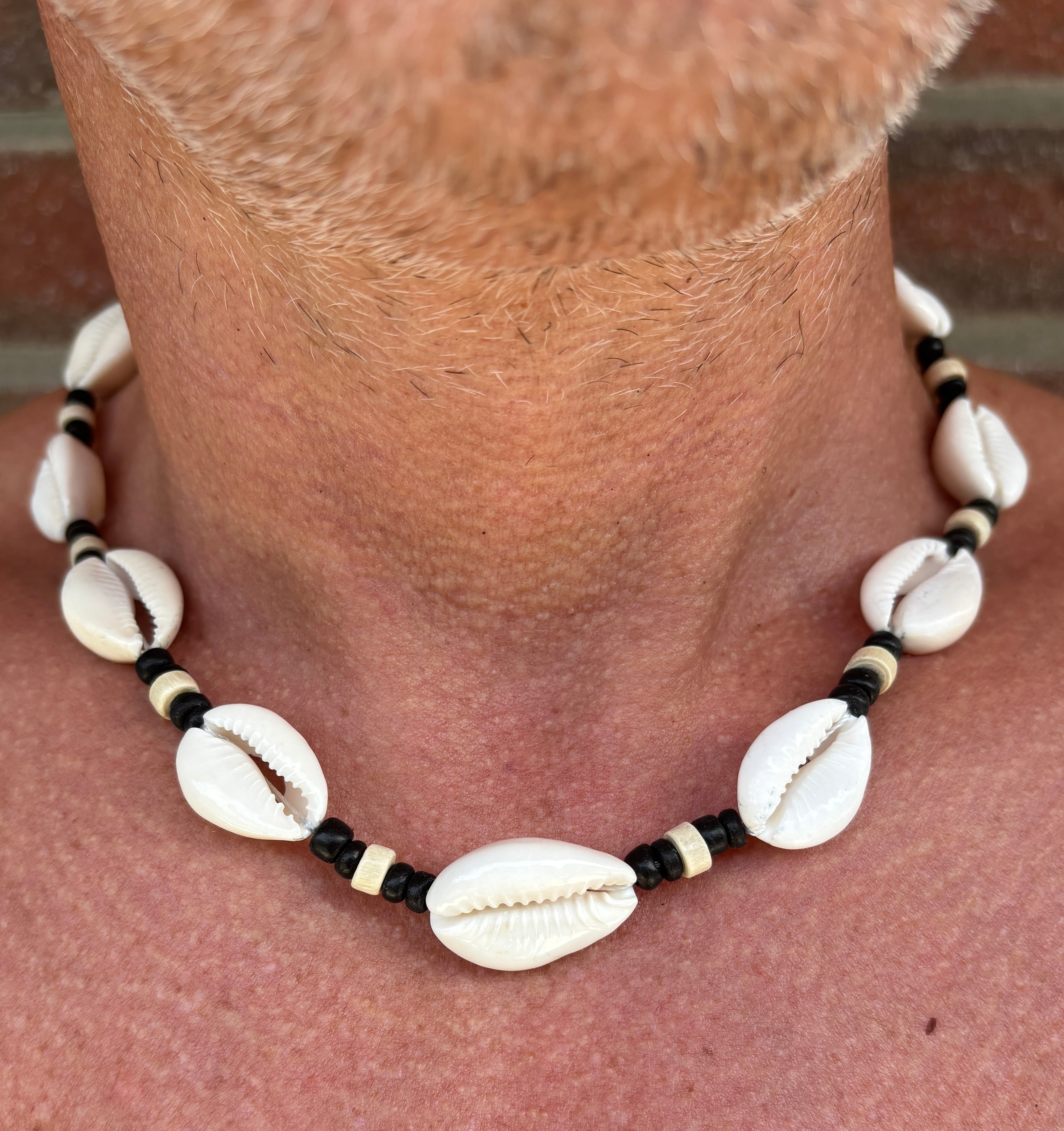 Kauri Muschel Choker Halskette für Männer - Kokosnuss Muschel Herren Perlenkette - Boho Hippie Perlen Chunky
Choker Kragen - Herren Surfer Choker
